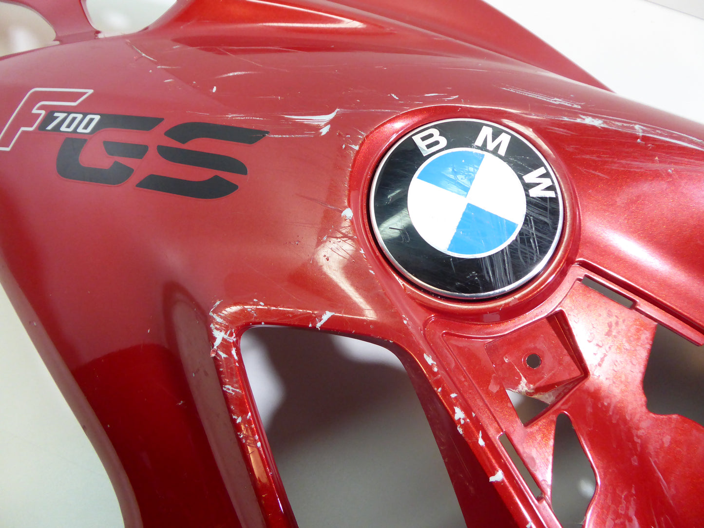 BMW F700GS Verkleidungsteil Redapple vorn links used 46638534965 ML