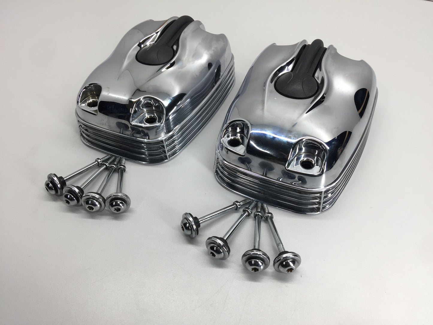 BMW R1200C 1997-2004 Satz Ventildeckel chrom gebr 7670161