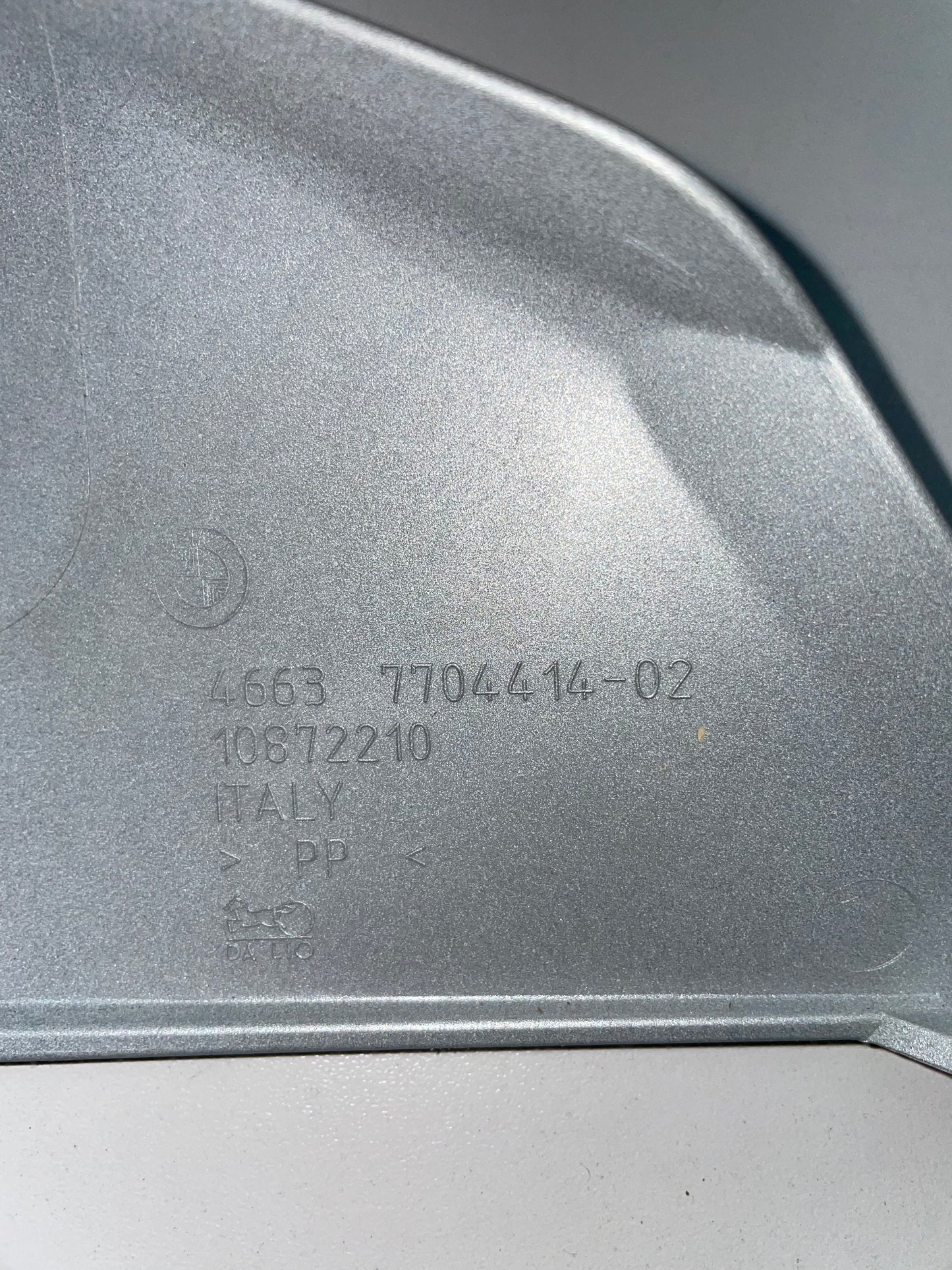 BMW F650GS Seitenteil Hinten rechts mit Abziehbild NEU 46637720884