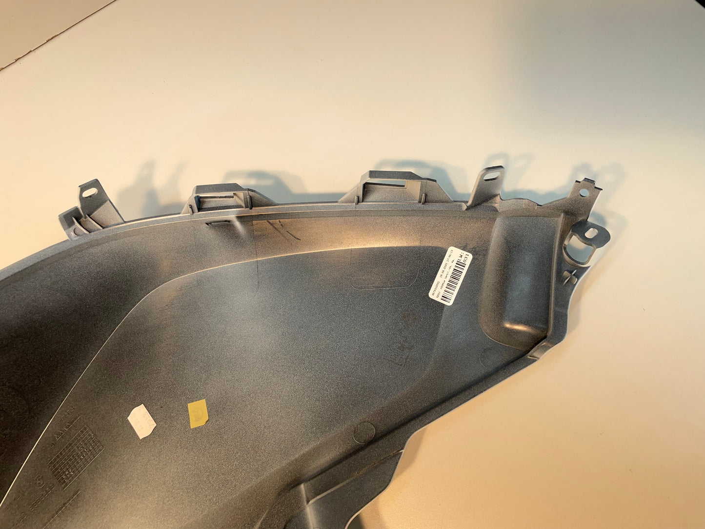 BMW R1250GS Tankabdeckung rechts mit Dekor gebr. 46638409268