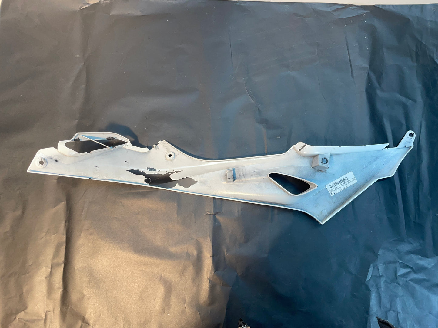 BMW S1000RR Tankverkleidung rechts lightwhite 46638551210