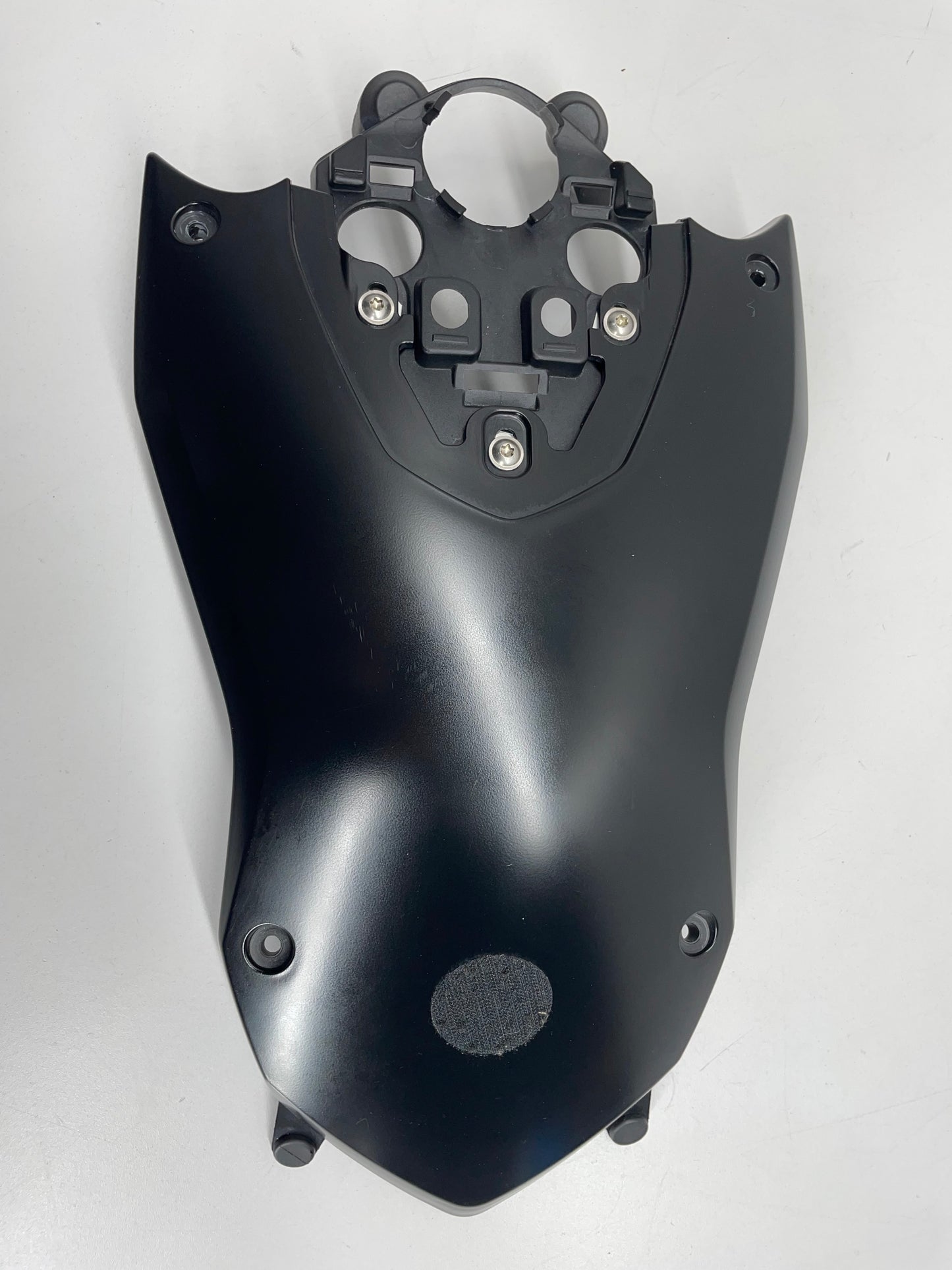 BMW F650GS Tankabdeckung mitte + Verkl. Zündschloss geb. 46637695003
