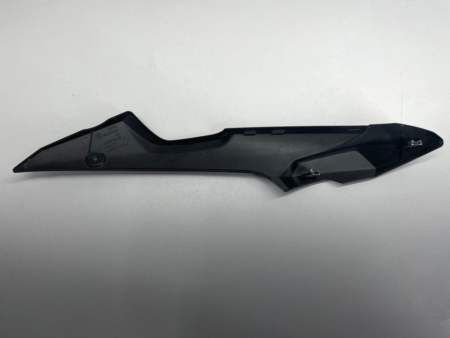 BMW F800GS K75 ADV Vorderradabdeckung oben links geb. 46618530543