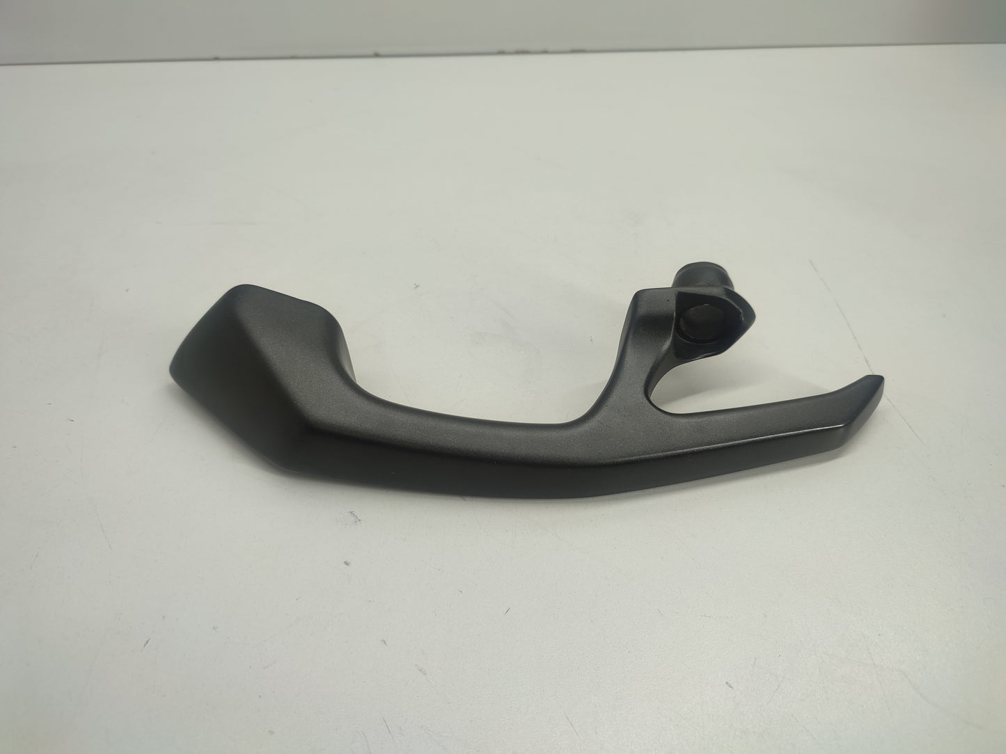 Kawasaki ER-6n Sozuishaltegriff hinten rechts 46075-0566-18R