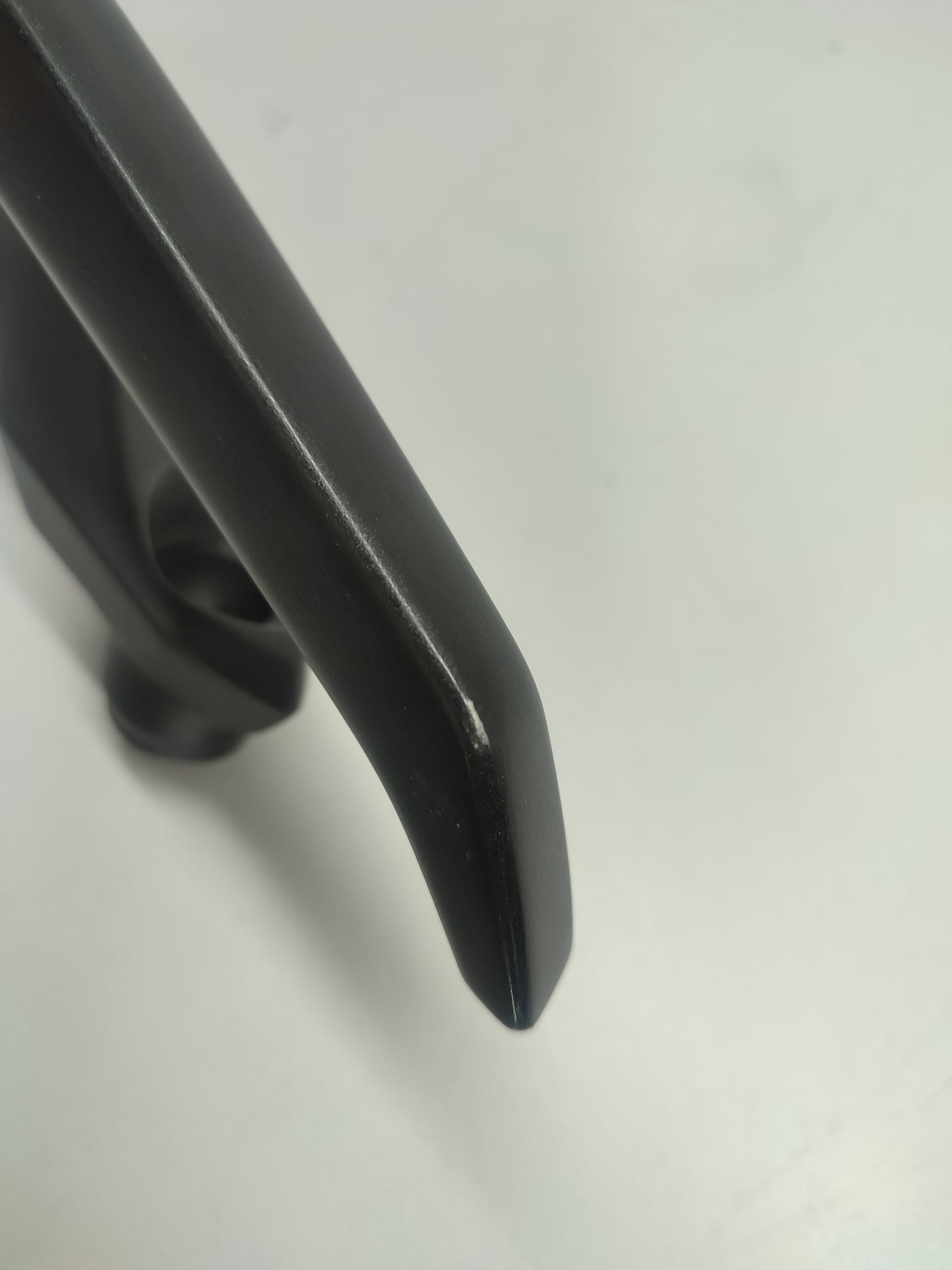 Kawasaki ER-6n Sozuishaltegriff hinten rechts 46075-0566-18R