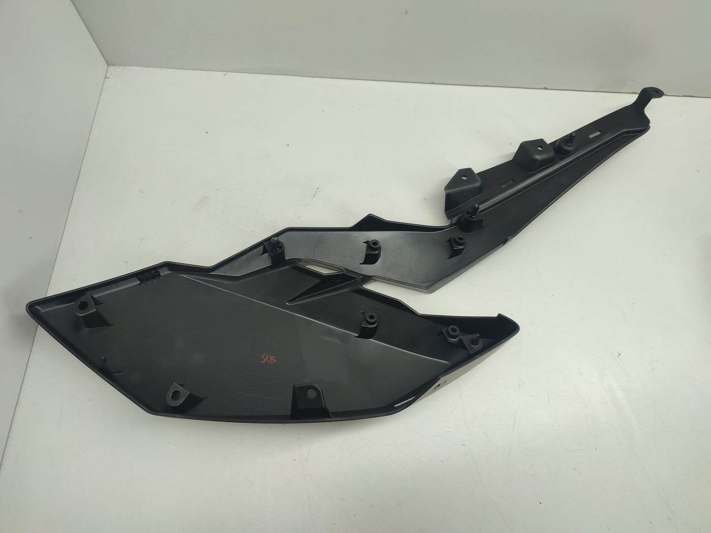 Kawasaki Z400 ER400DKF Verkleidung Tank links NEU 491330031