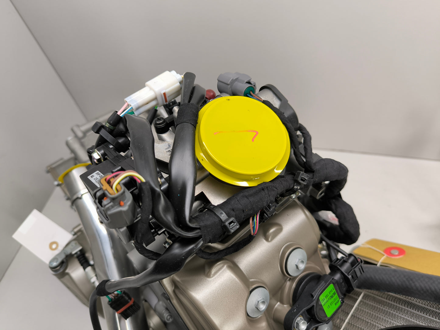 BMW G450X K16 Motor komplett NEU mit Kühler und Krümmer 11117709359