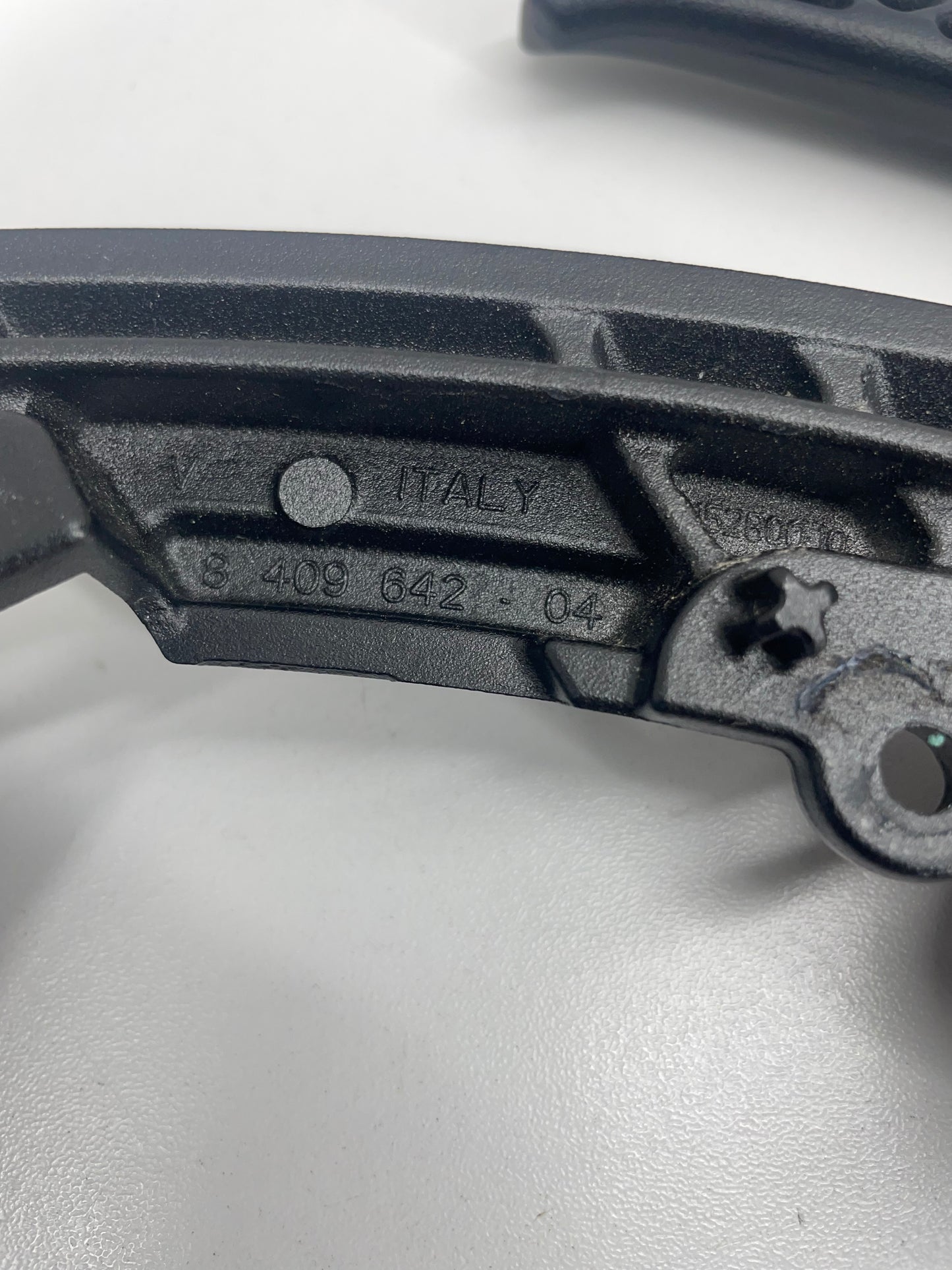 BMW F900R / XR Haltegriff Sozius schwarz 46728409642
