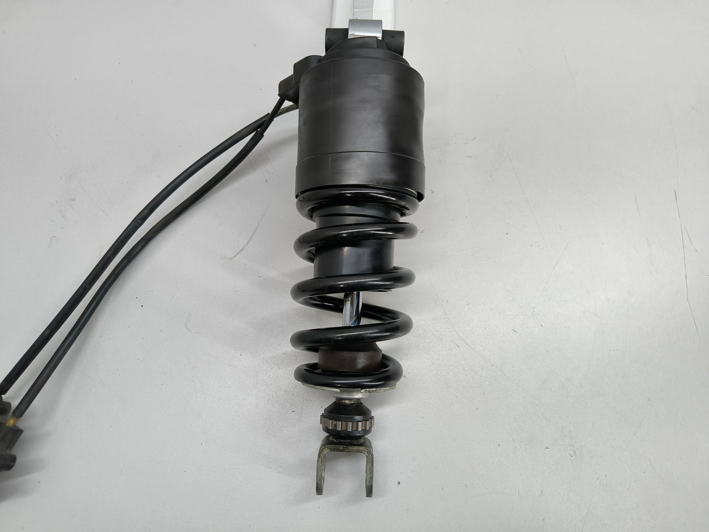 Yamaha FJR 1300A RP13 Federbein regeneriert 3P6-22210-00