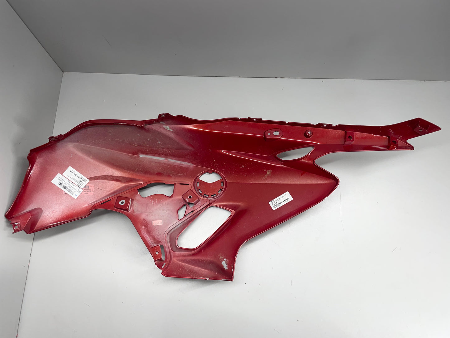 BMW F700GS Verkleidungsteil Redapple vorn links used 46638534965