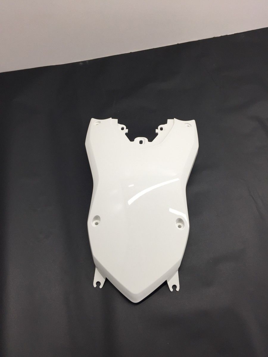 BMW Tankabdeckung mitte F800GS alpineweiss neu 46637725637