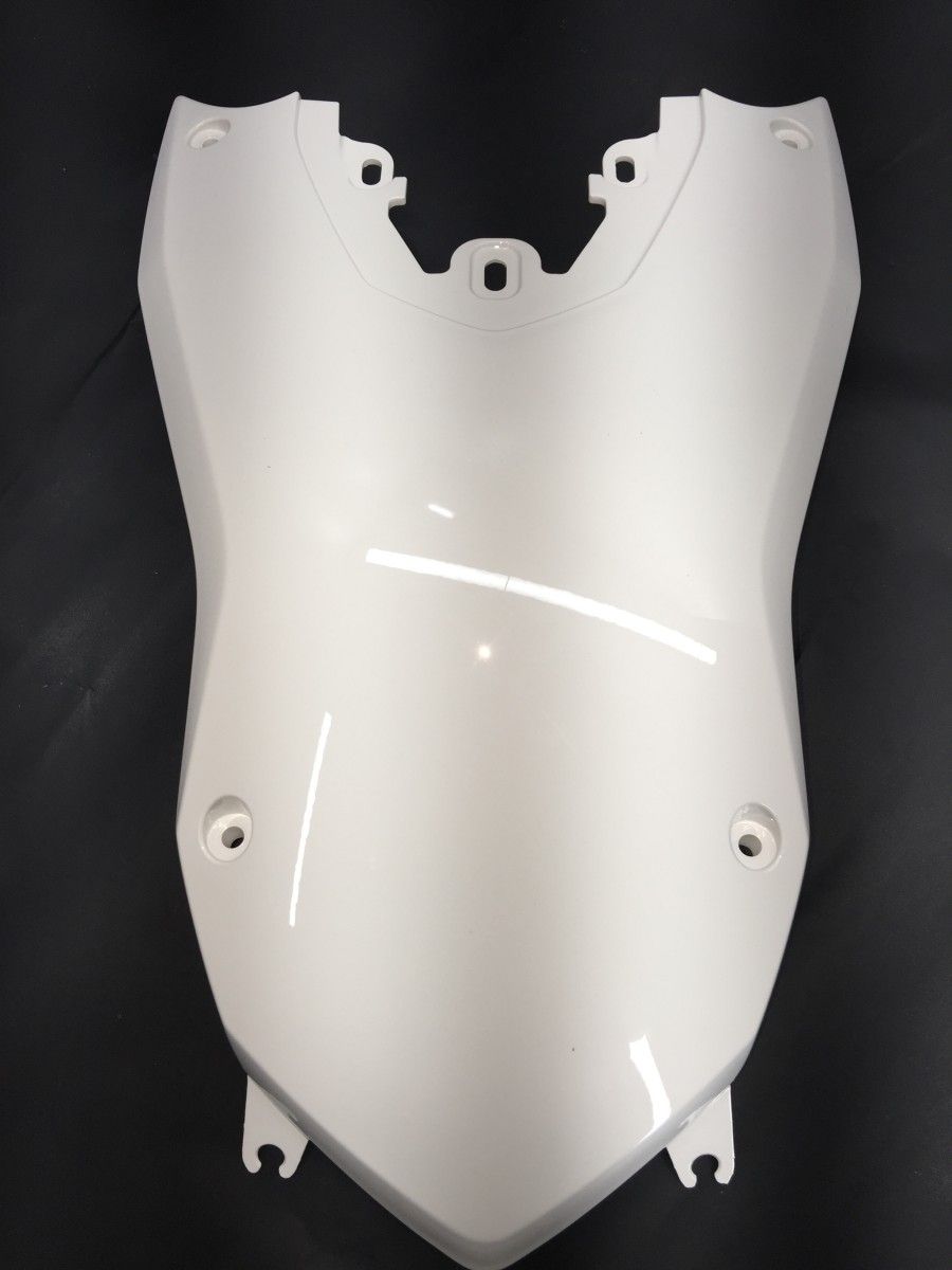 BMW Tankabdeckung mitte F800GS alpineweiss neu 46637725637