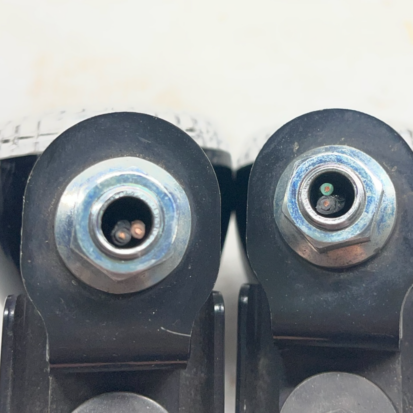 Yamaha XVS 950 Midnight Star Rear Indicator Set including Bracket I500847555A2 (used)