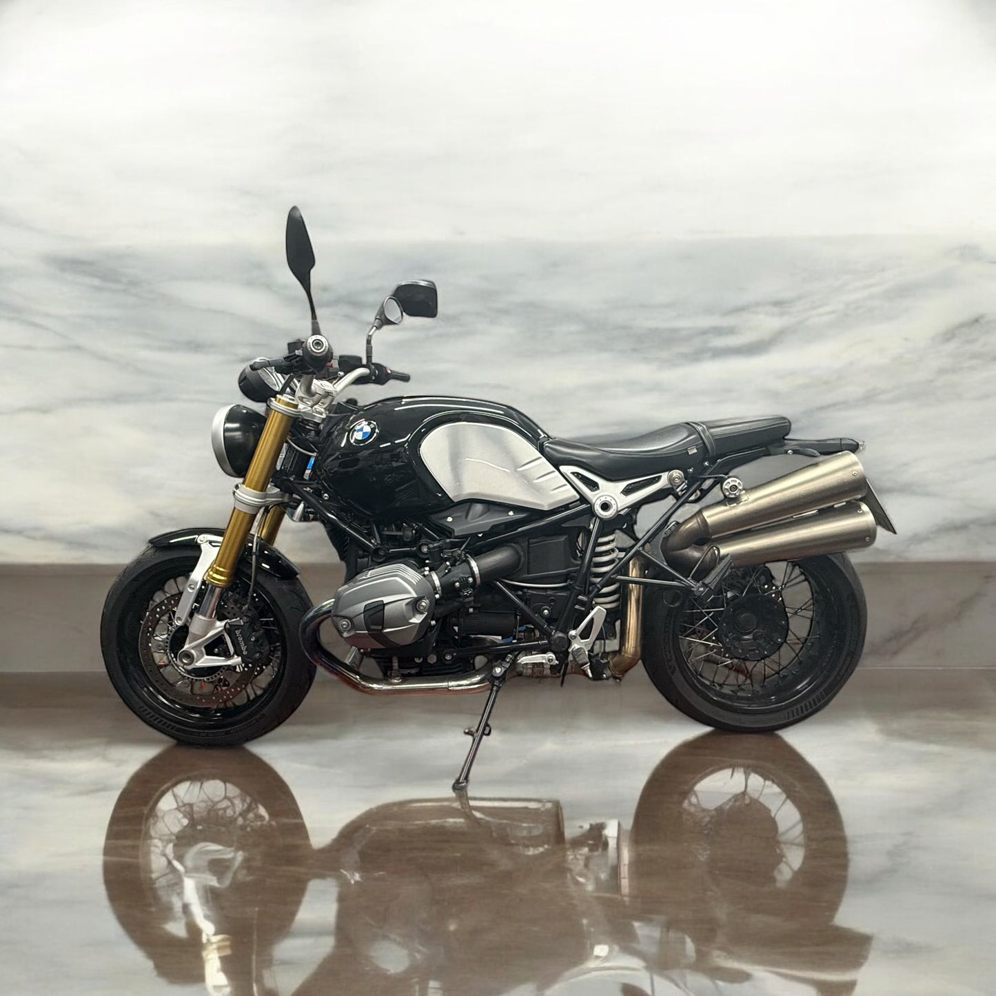 BMW RnineT Bodis Höherlegung Endschalldämpfer Auspuff