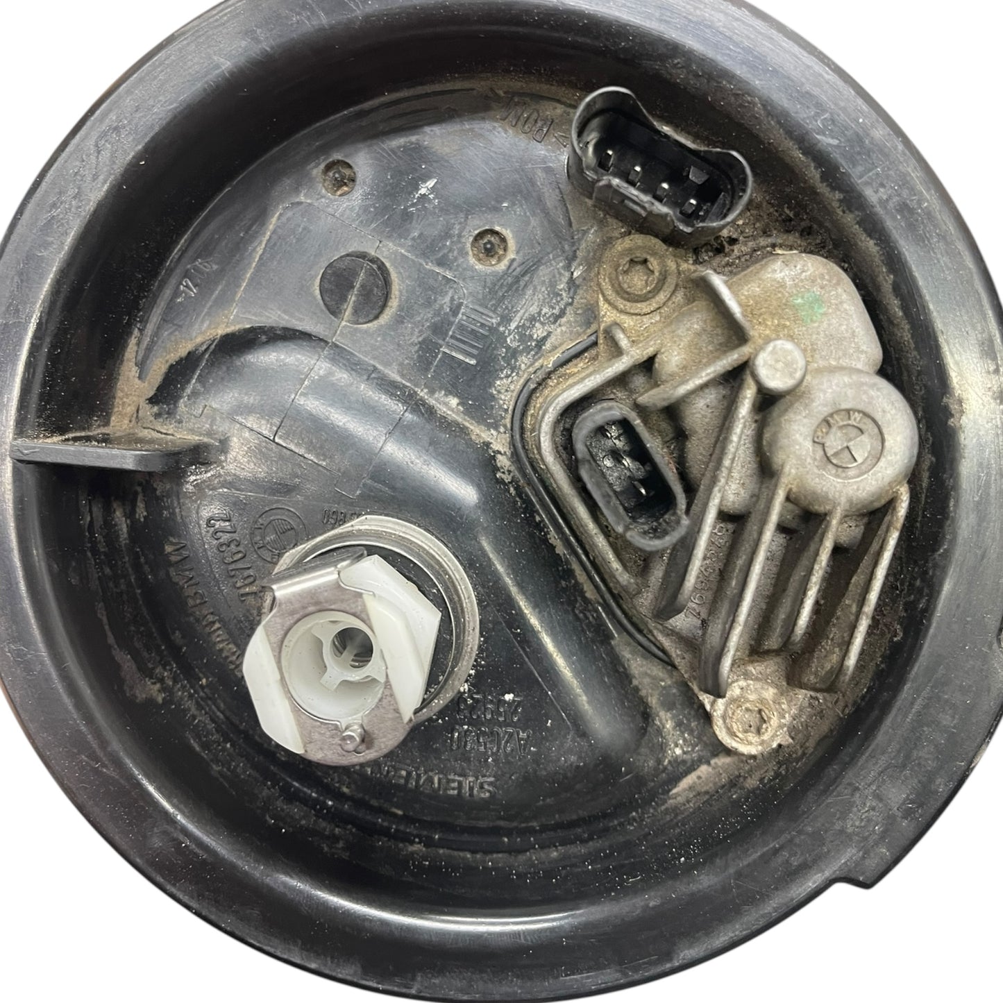 BMW R1200GS K25 fuel pump unit with lever sensor 16147684348 OEM used