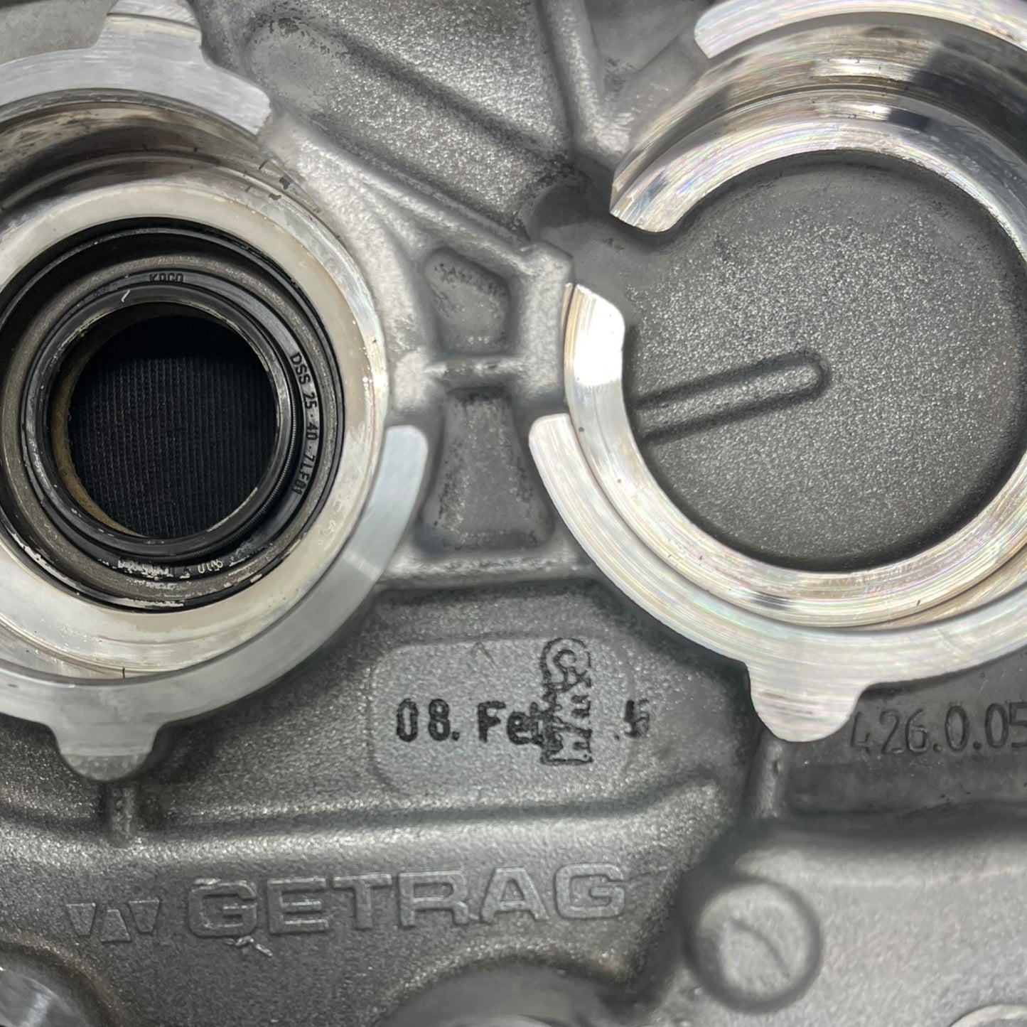 BMW R1200GS K25 04-07 Gearbox Housing Cover Silver 23117681311 OEM Used